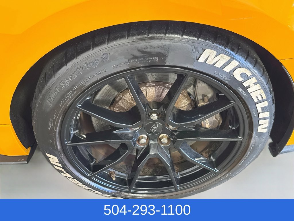 Used 2019 Ford Mustang Shelby GT350 w/ Technology Package RWD image 29