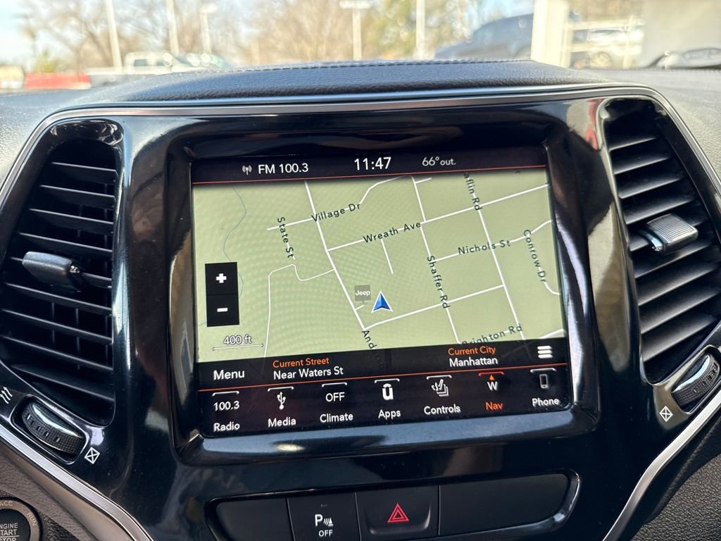 Used 2019 Jeep Cherokee Limited image 15