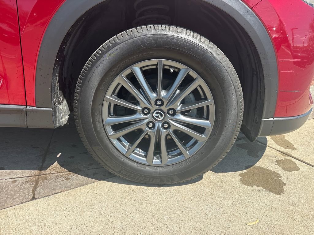 Used 2018 MAZDA CX-5 Touring image 12