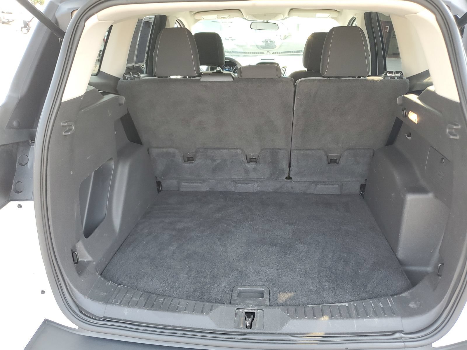 Used 2014 Ford Escape SE w/ Equipment Group 201A FWD image 9