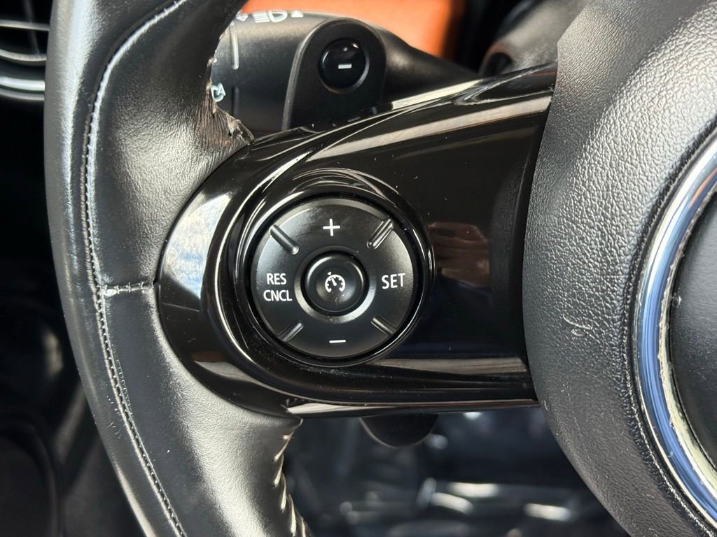 Used 2019 MINI Cooper S image 16