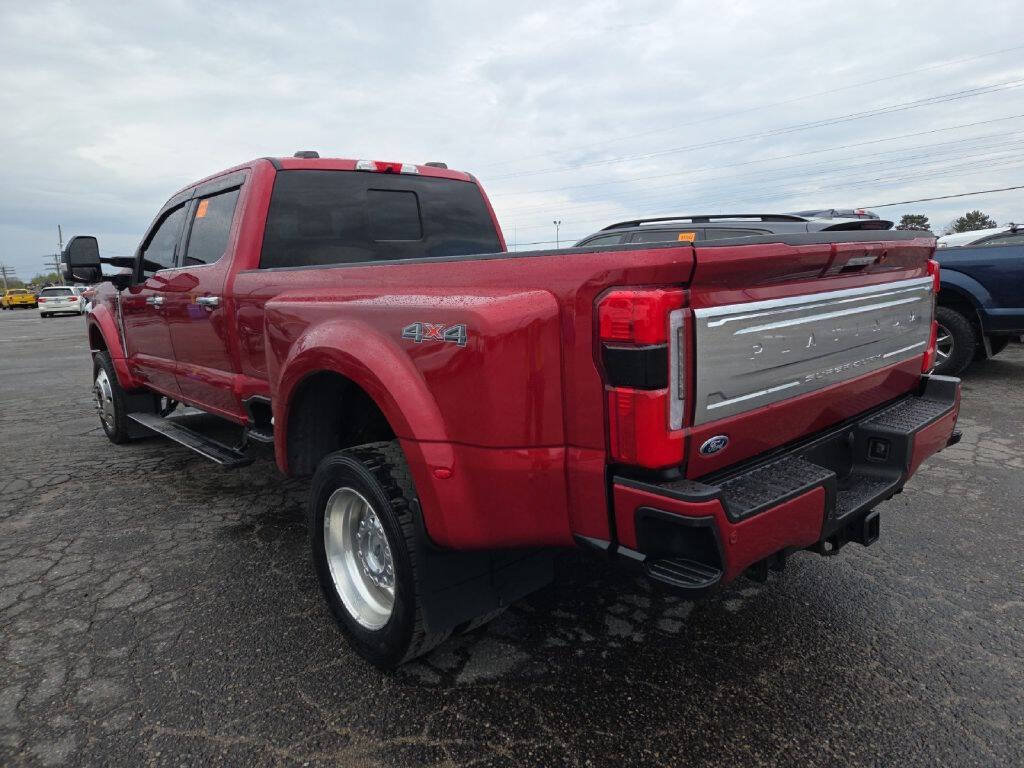Used 2024 Ford F450 Platinum AWD/4WD image 2