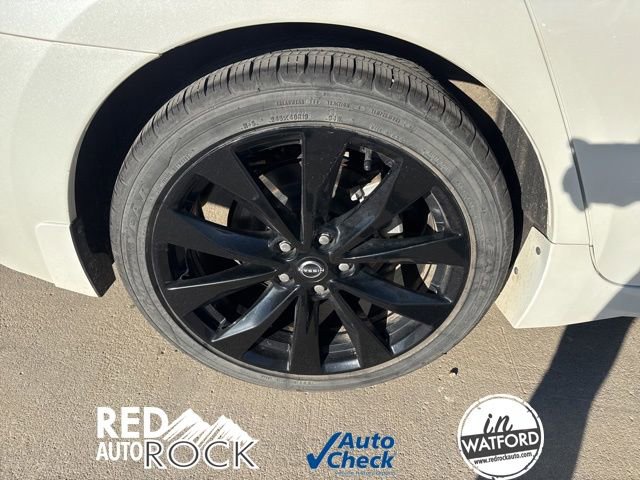 Used 2023 Nissan Maxima SR w/ Sport Mat Group image 18