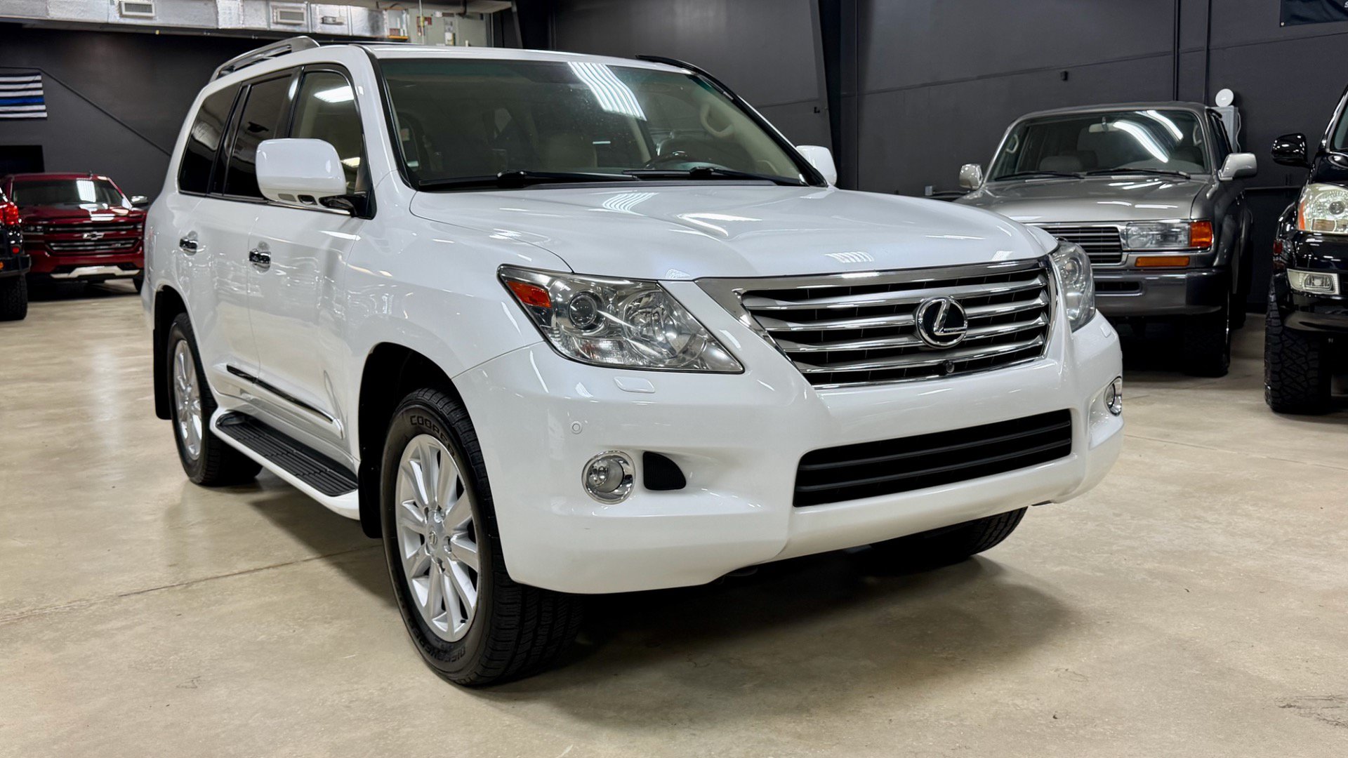 Used 2009 Lexus LX 570 4WD image 10