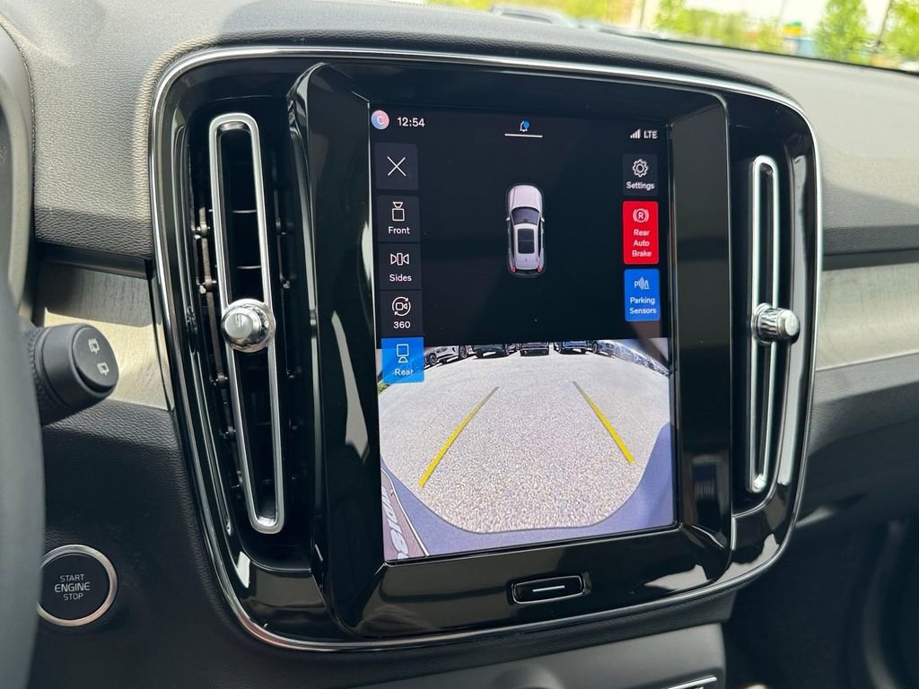 Certified 2023 Volvo XC40 B5 Ultimate w/ Protection Package Premier AWD/4WD image 19