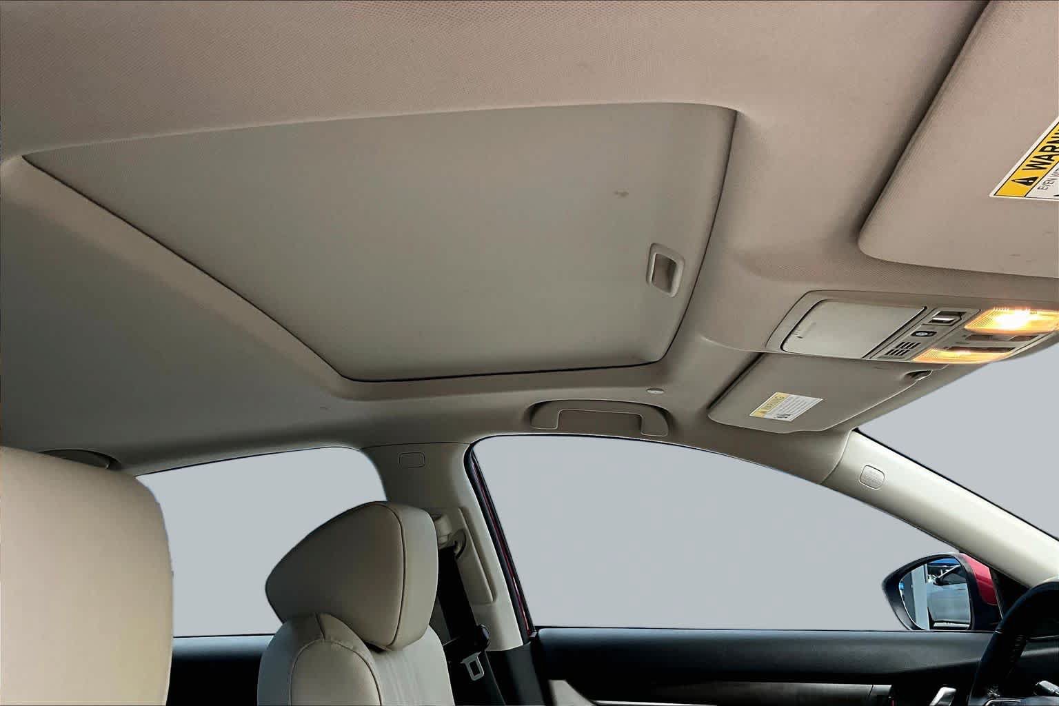 Used 2021 Honda Accord Touring image 14