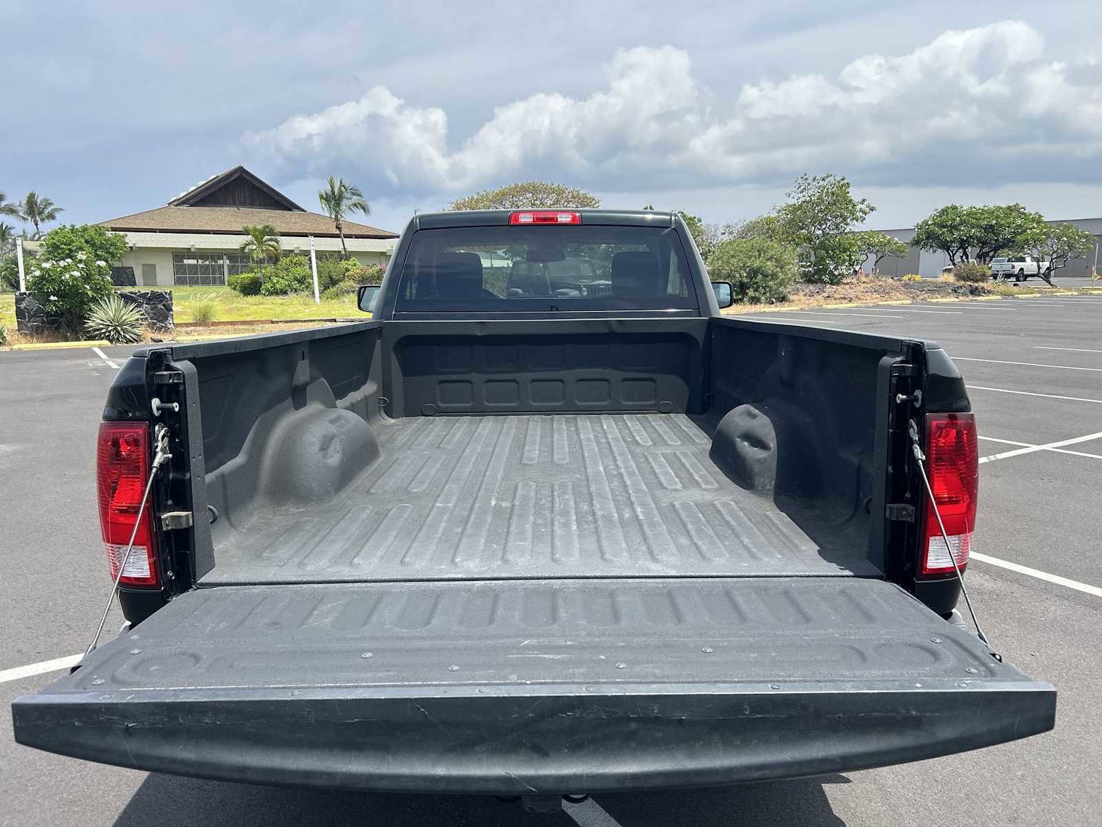 Used 2016 RAM 1500 Tradesman w/ Power & Remote Entry Group AWD/4WD image 19