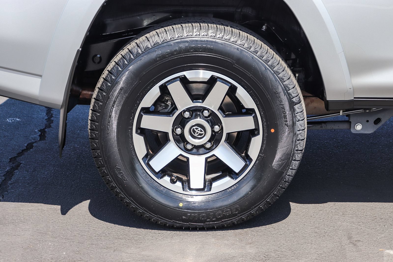 Certified 2023 Toyota 4Runner TRD Off-Road Premium AWD/4WD image 9