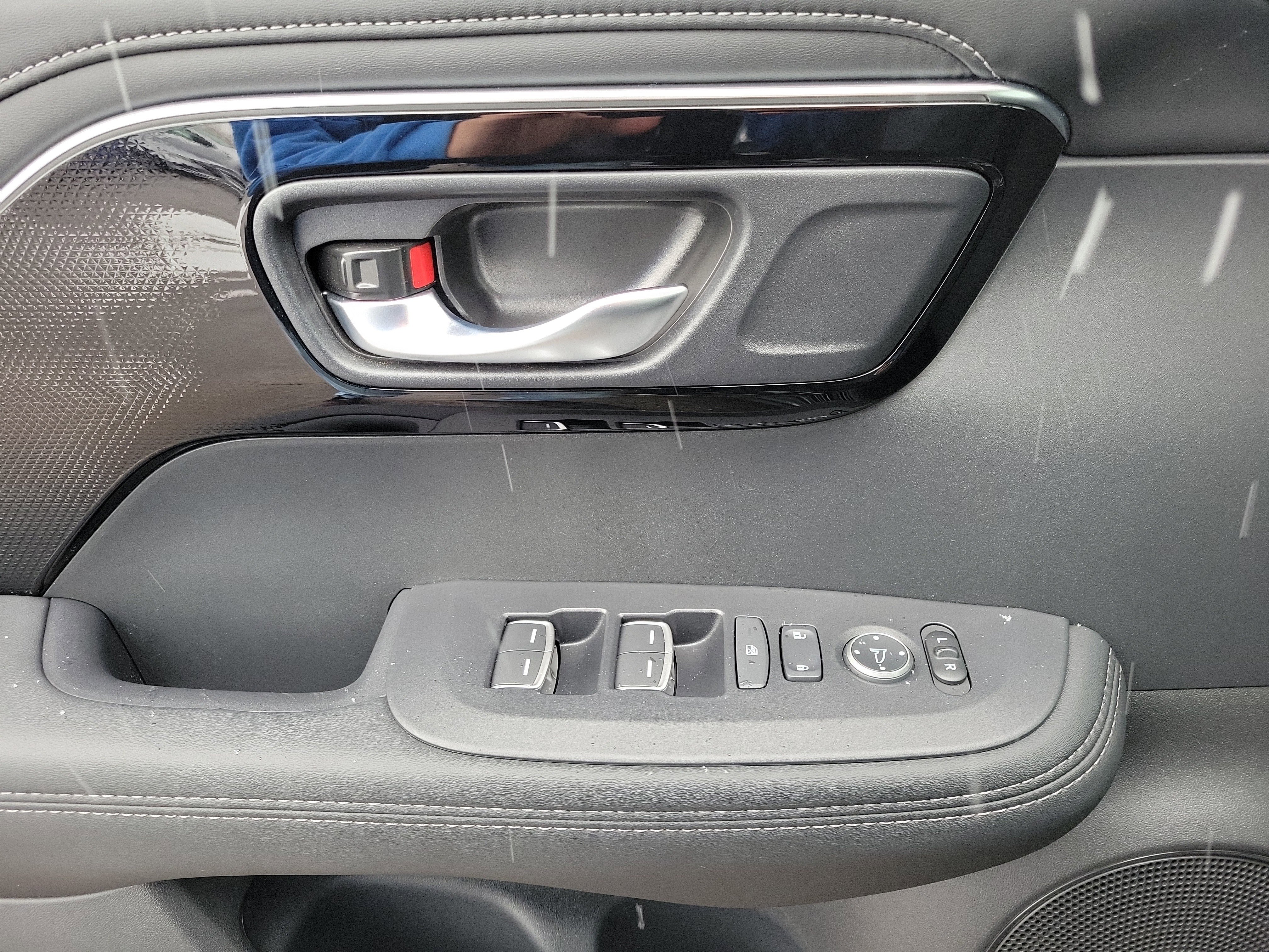 Certified 2025 Acura ADX FWD image 17