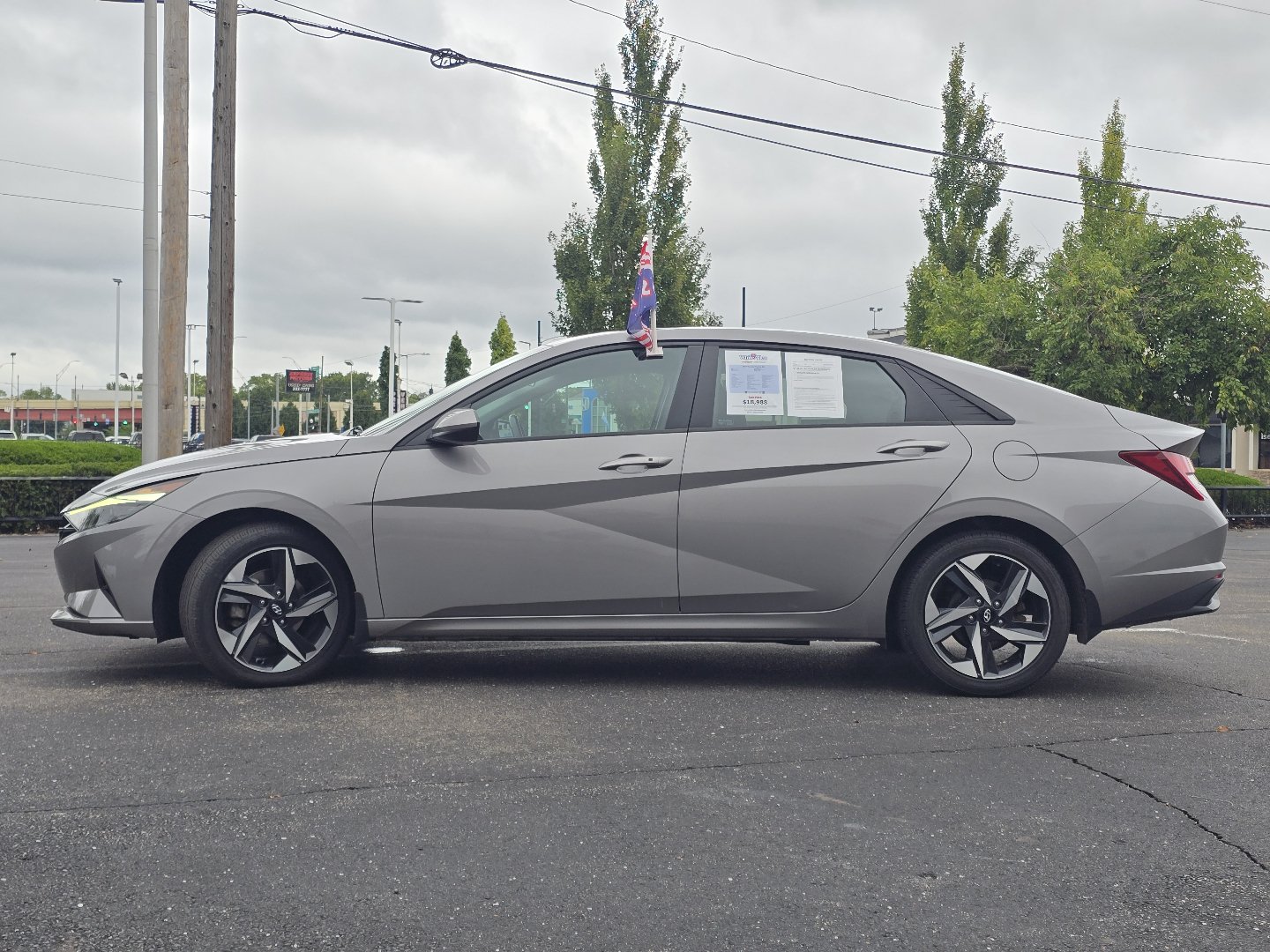 Used 2023 Hyundai Elantra SEL w/ Convenience Package FWD image 21