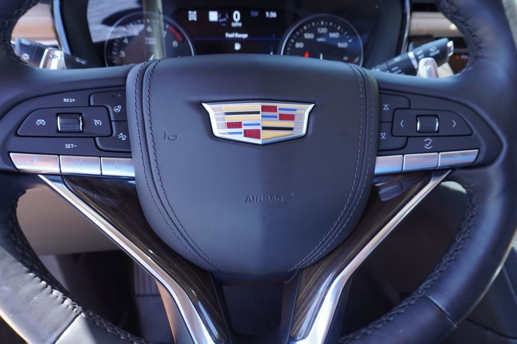 Certified 2024 Cadillac XT6 Sport w/ LPO, Onyx Lite Package image 19