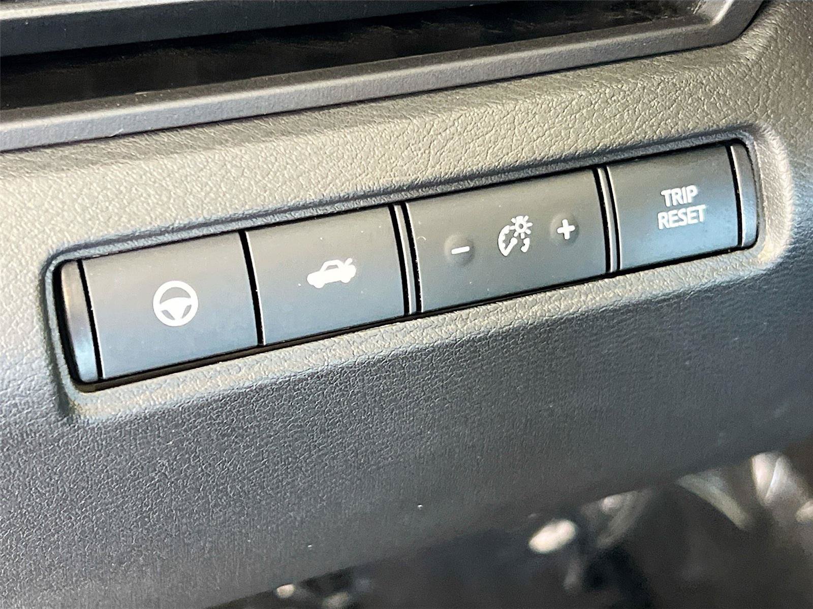 Used 2023 Nissan Altima 2.5 SL AWD/4WD image 14