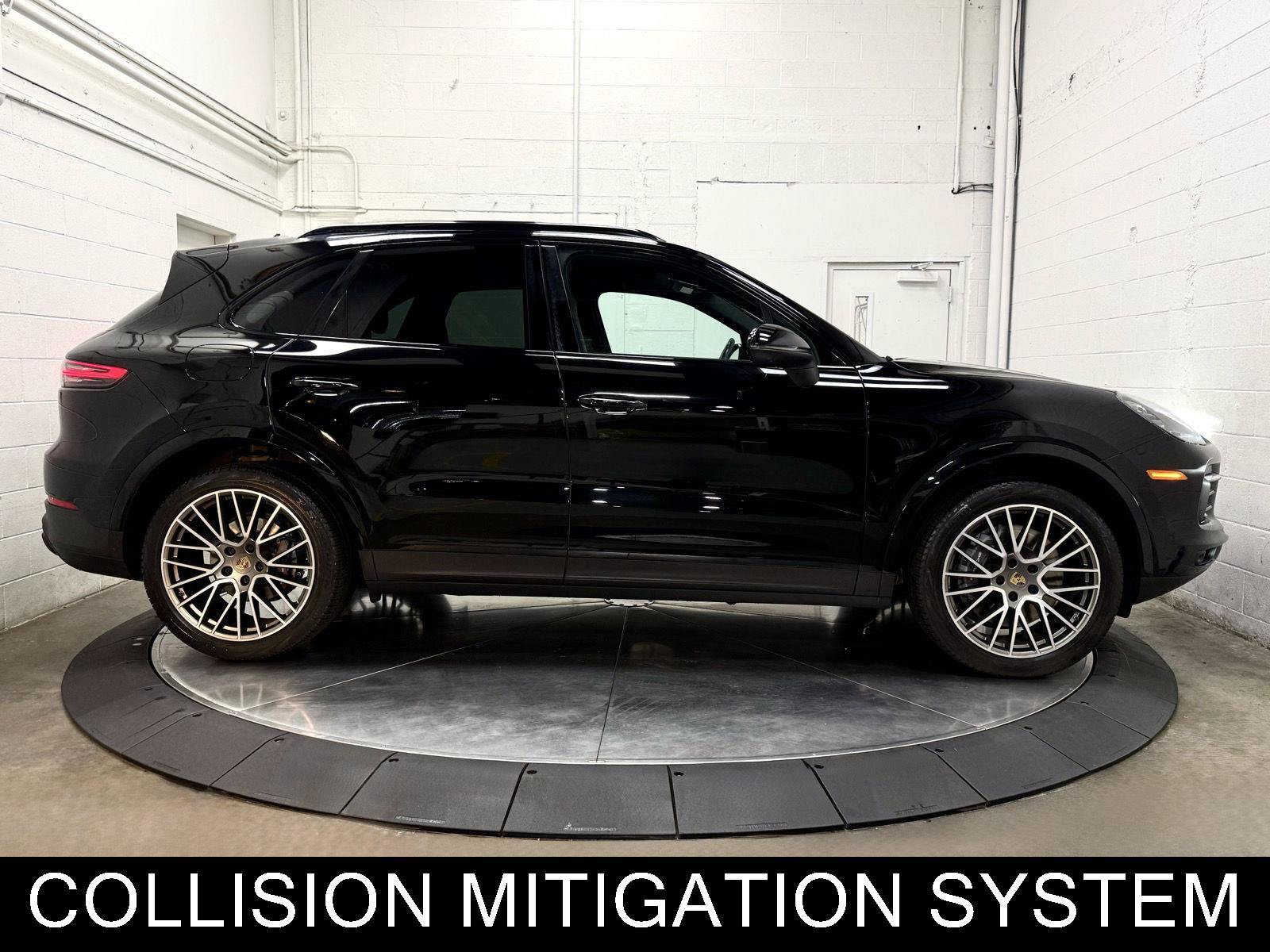 Used 2022 Porsche Cayenne Platinum Edition AWD/4WD image 9
