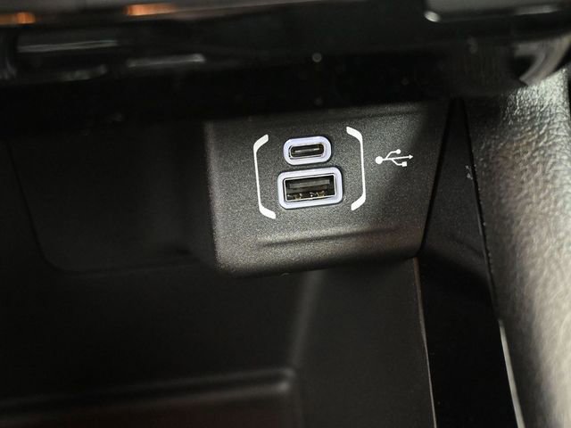 Used 2026 Jeep Compass Latitude AWD/4WD image 22