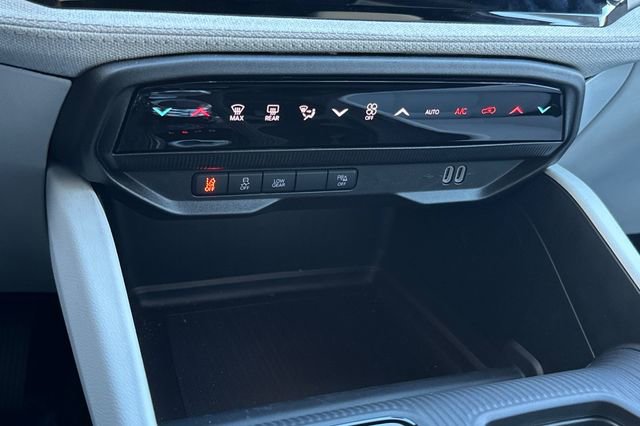 New 2026 Jeep Cherokee Laredo AWD/4WD image 19