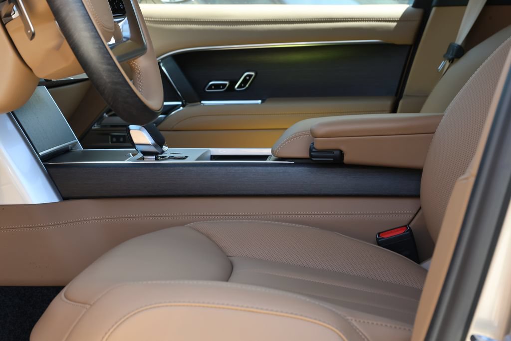 New 2026 Land Rover Range Rover SE AWD/4WD image 16
