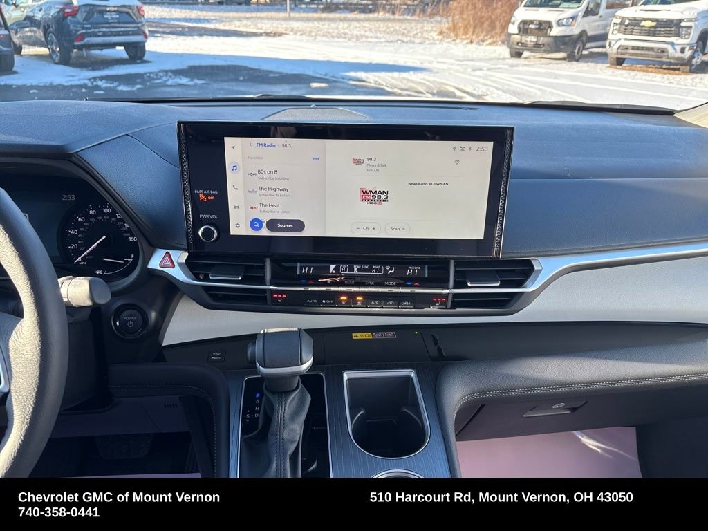 Used 2025 Toyota Sienna XLE w/ XLE Plus Package image 20