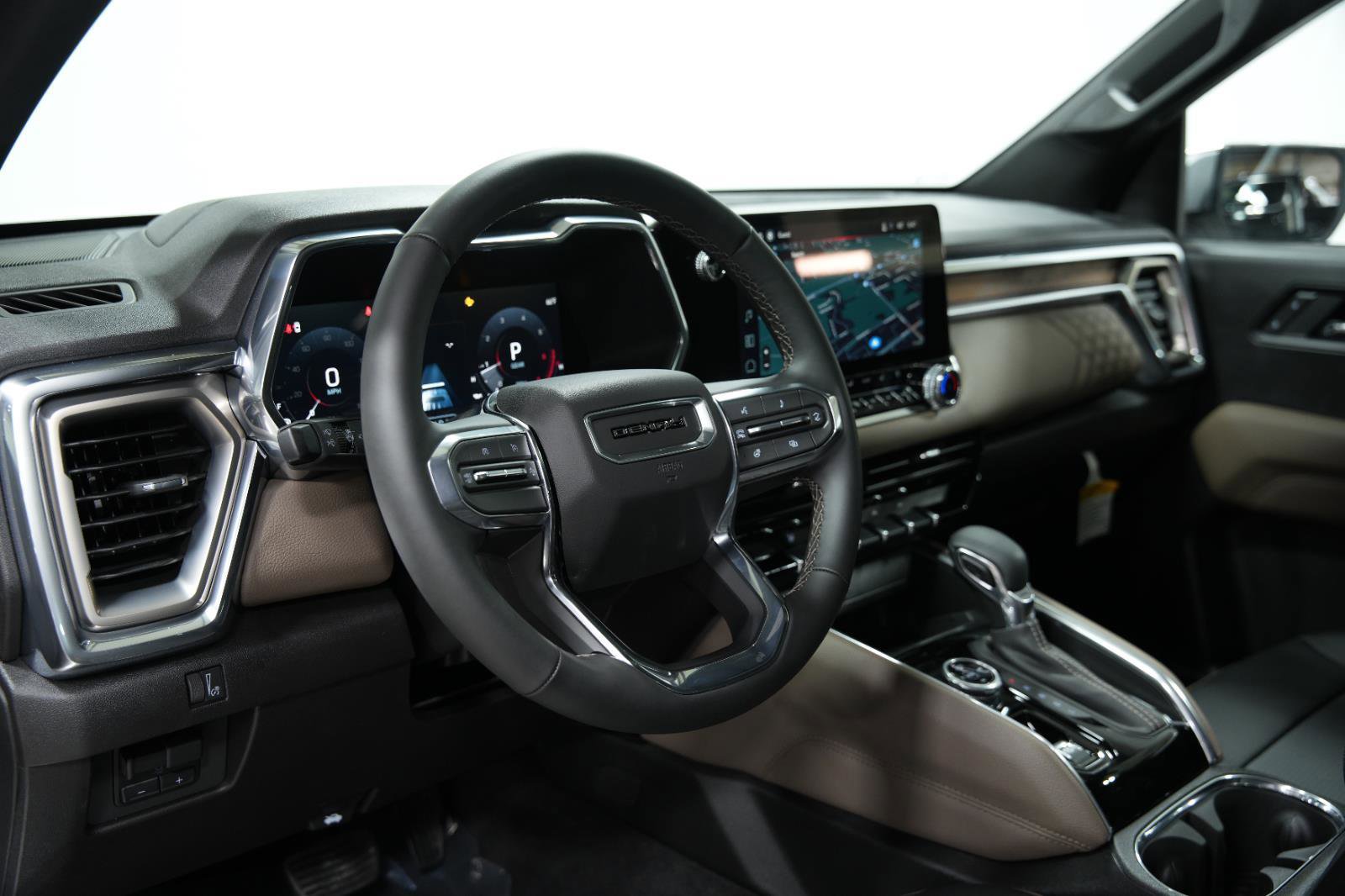 New 2026 GMC Canyon Denali image 24