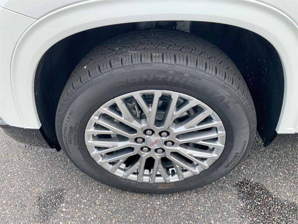 Used 2024 GMC Acadia Denali image 32