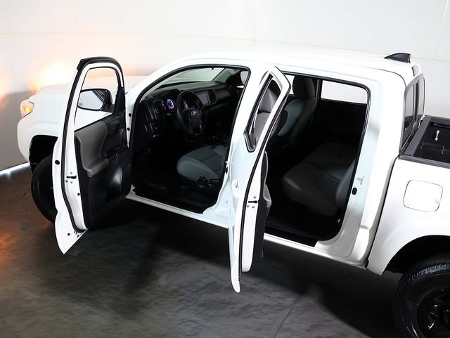 Used 2023 Toyota Tacoma SR AWD/4WD image 5