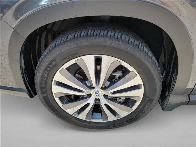 Used 2022 Subaru Ascent Limited w/ Technology Package AWD/4WD image 9