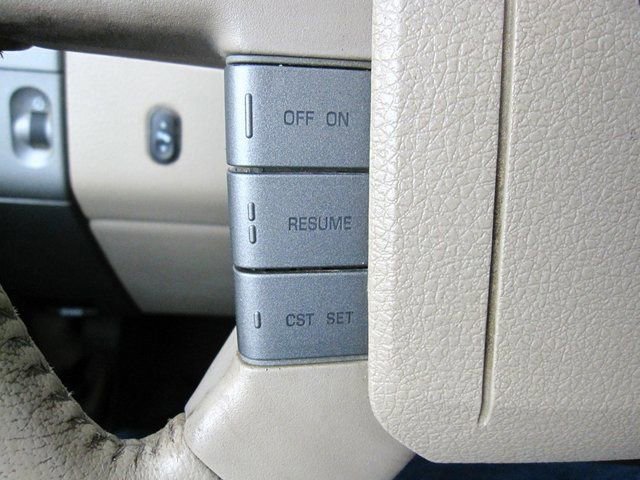 Used 2006 Ford F150 Lariat image 12