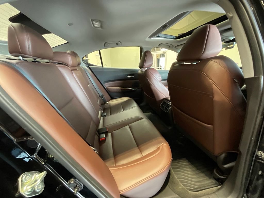 Certified 2017 Acura TLX w/ Technology Package FWD image 22