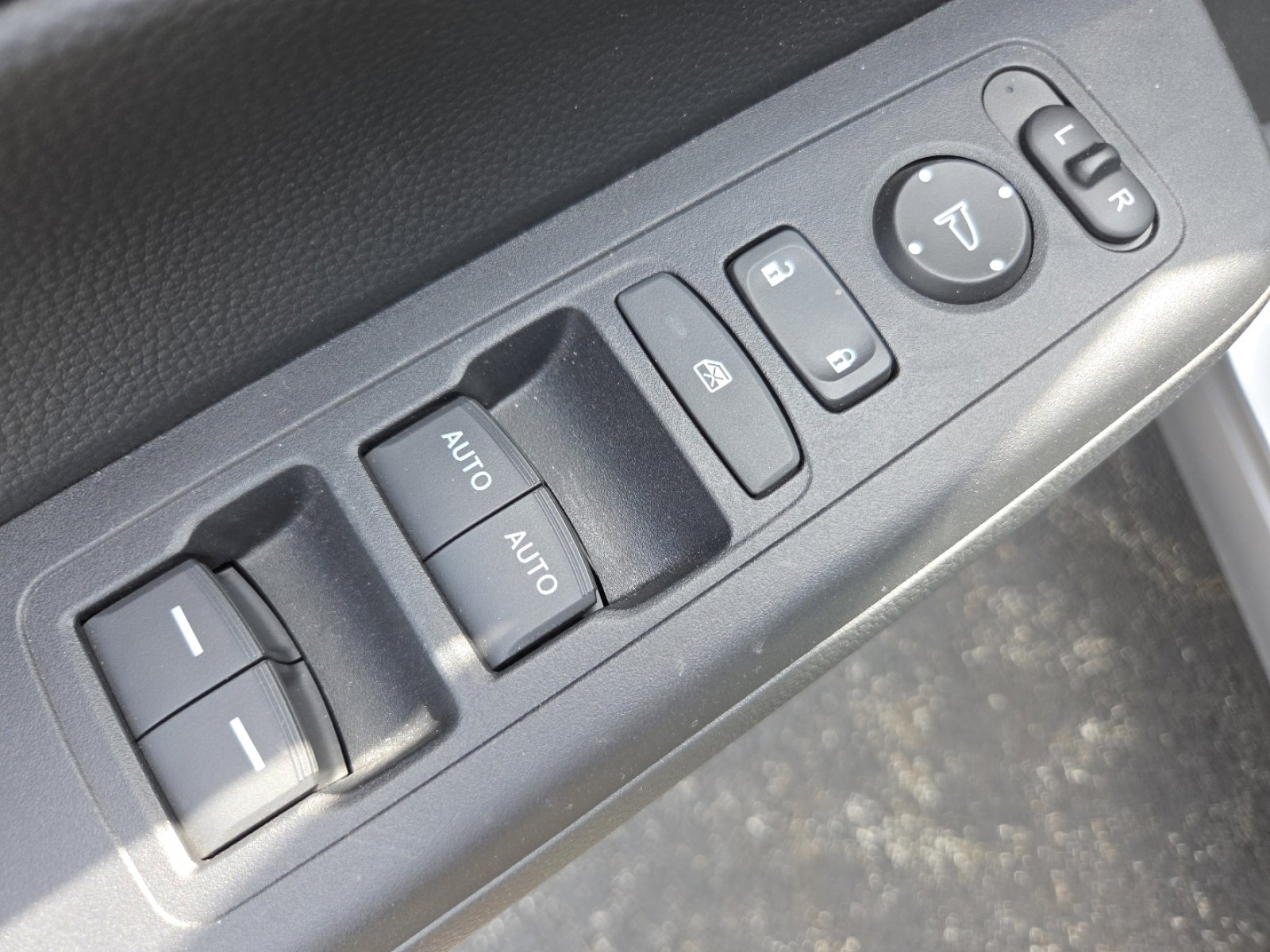 Certified 2024 Honda CR-V EX image 29