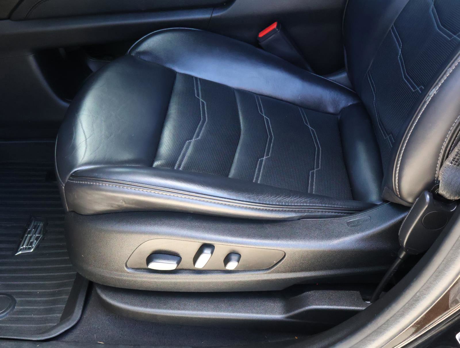 Used 2021 Cadillac XT6 Premium Luxury w/ Platinum Package image 20