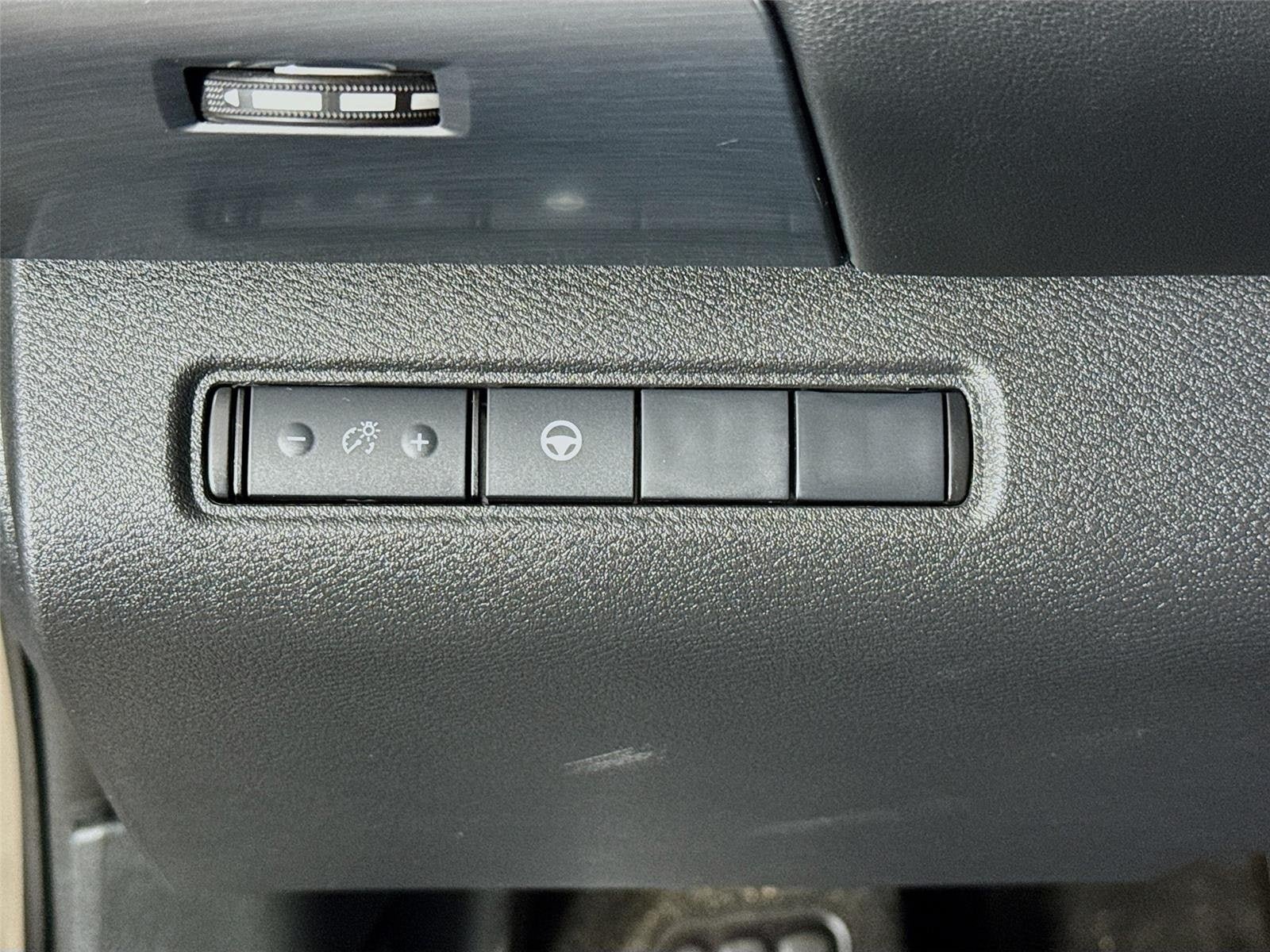 Certified 2024 Nissan Pathfinder Rock Creek AWD/4WD image 10