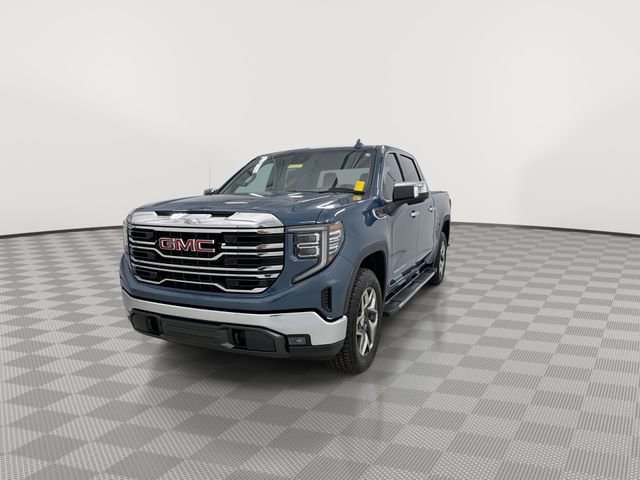 Used 2024 GMC Sierra 1500 SLT w/ SLT Premium Package image 5