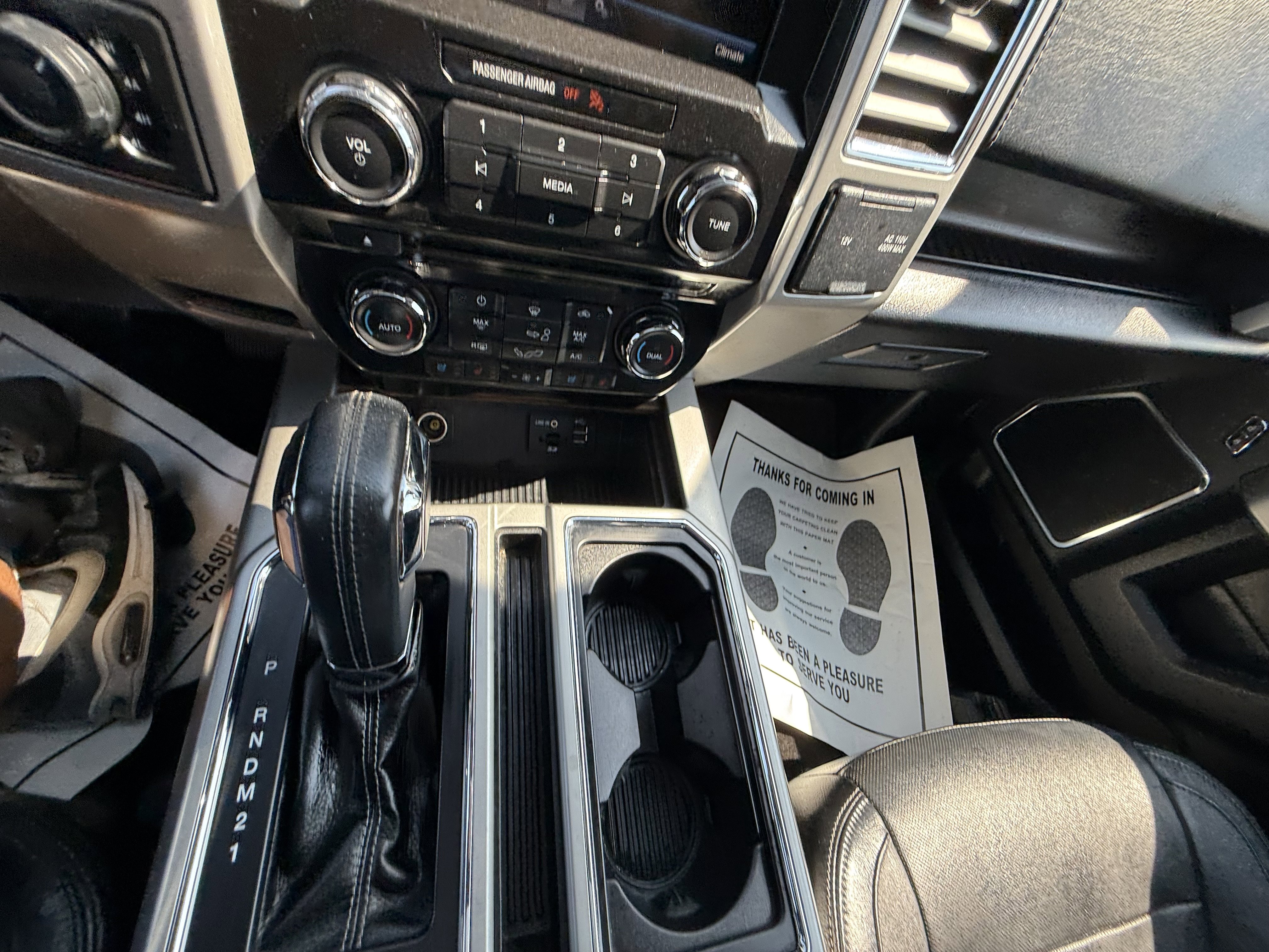 Used 2015 Ford F150 Lariat image 32