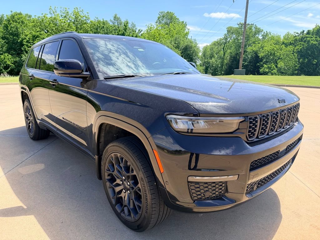 Used 2024 Jeep Grand Cherokee L Summit AWD/4WD image 6