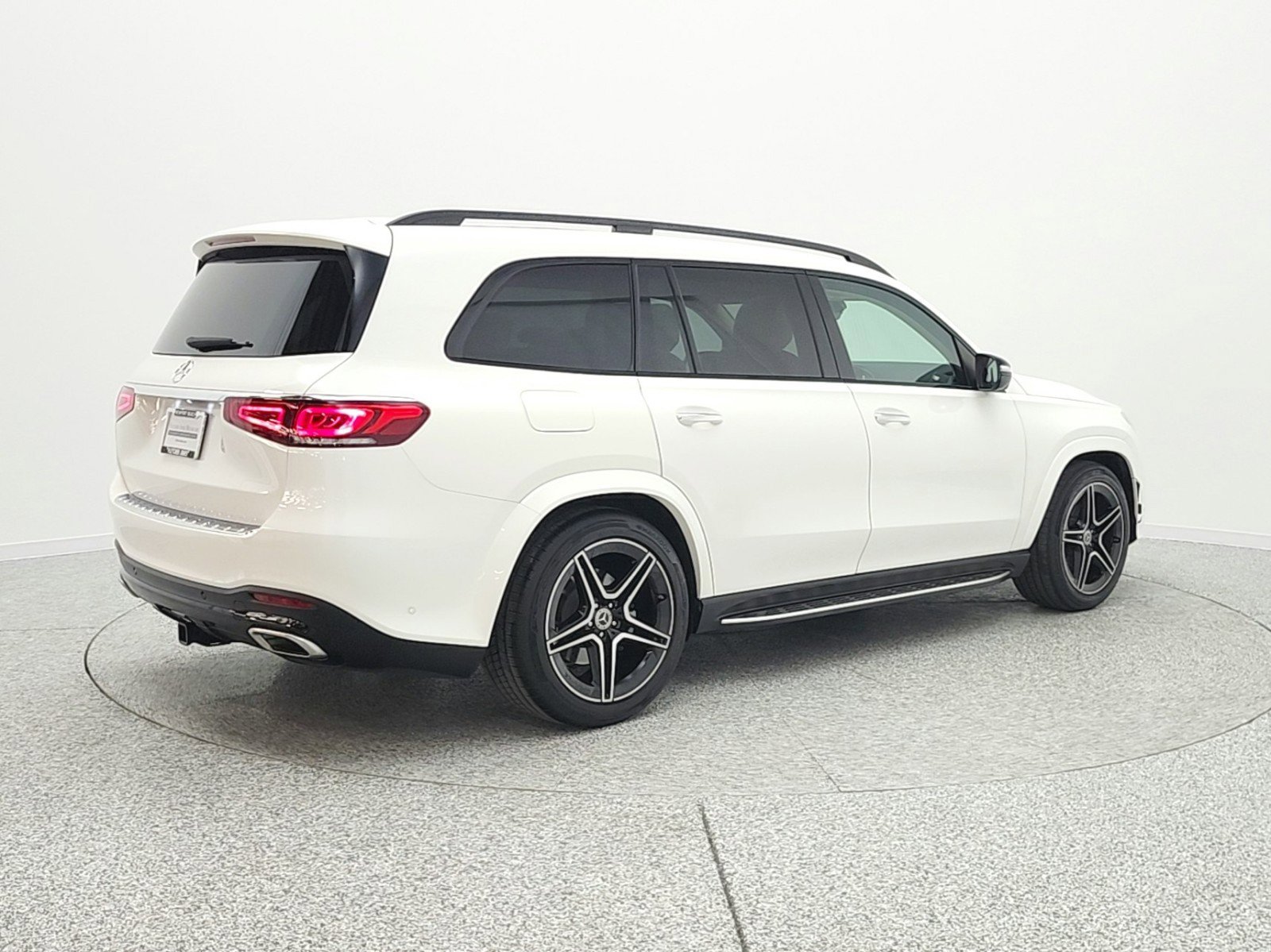 Used 2021 Mercedes-Benz GLS 580 4MATIC image 5