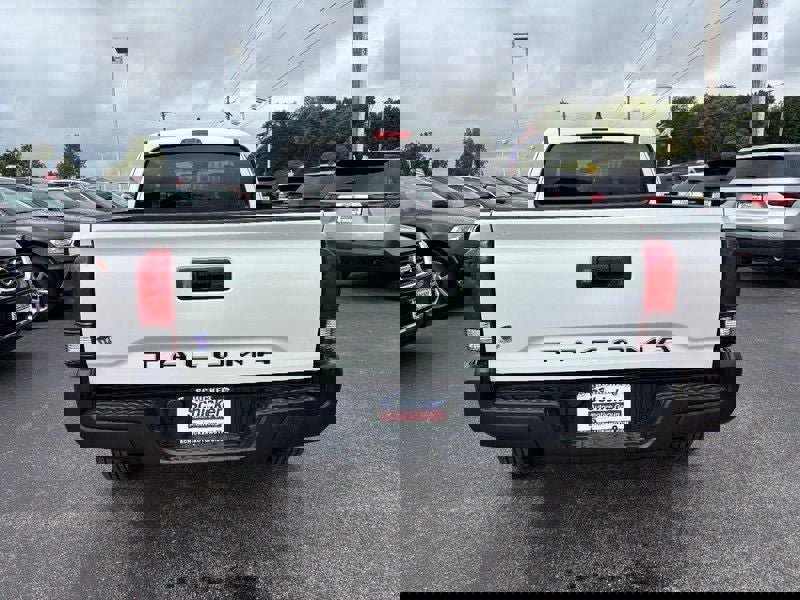 Used 2021 Toyota Tacoma SR image 5