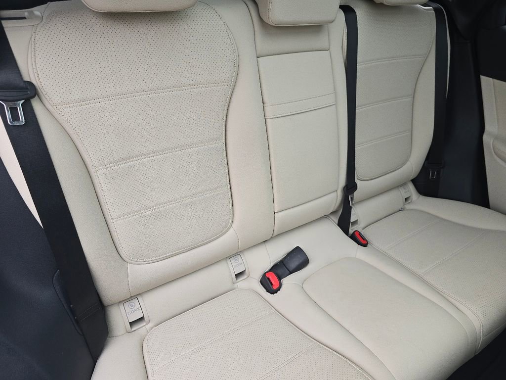 Certified 2025 Mercedes-Benz GLC 350e 4MATIC image 22