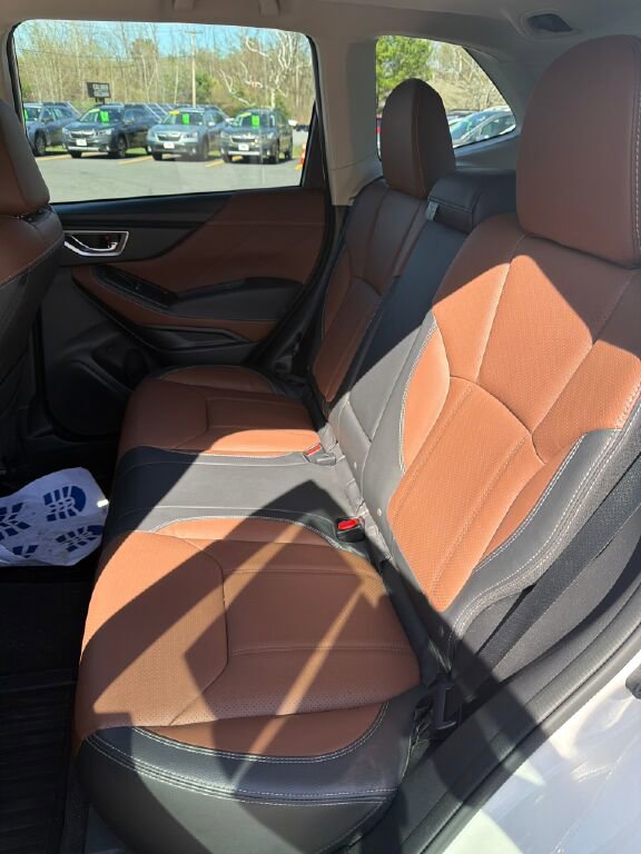 Certified 2023 Subaru Forester Touring AWD/4WD image 9