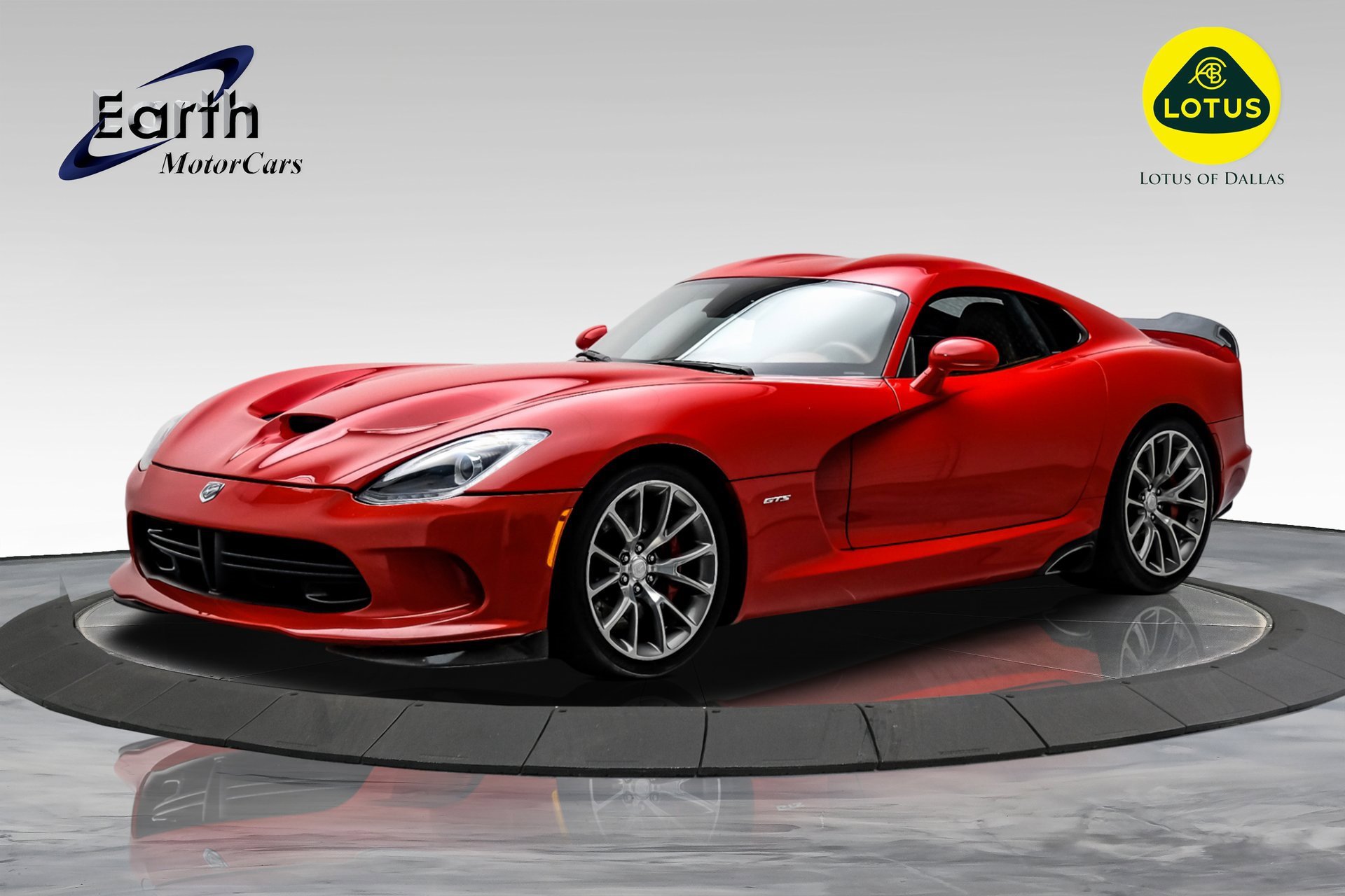 Used 2014 SRT Viper GTS w/ GTS Laguna Interior Package image 1