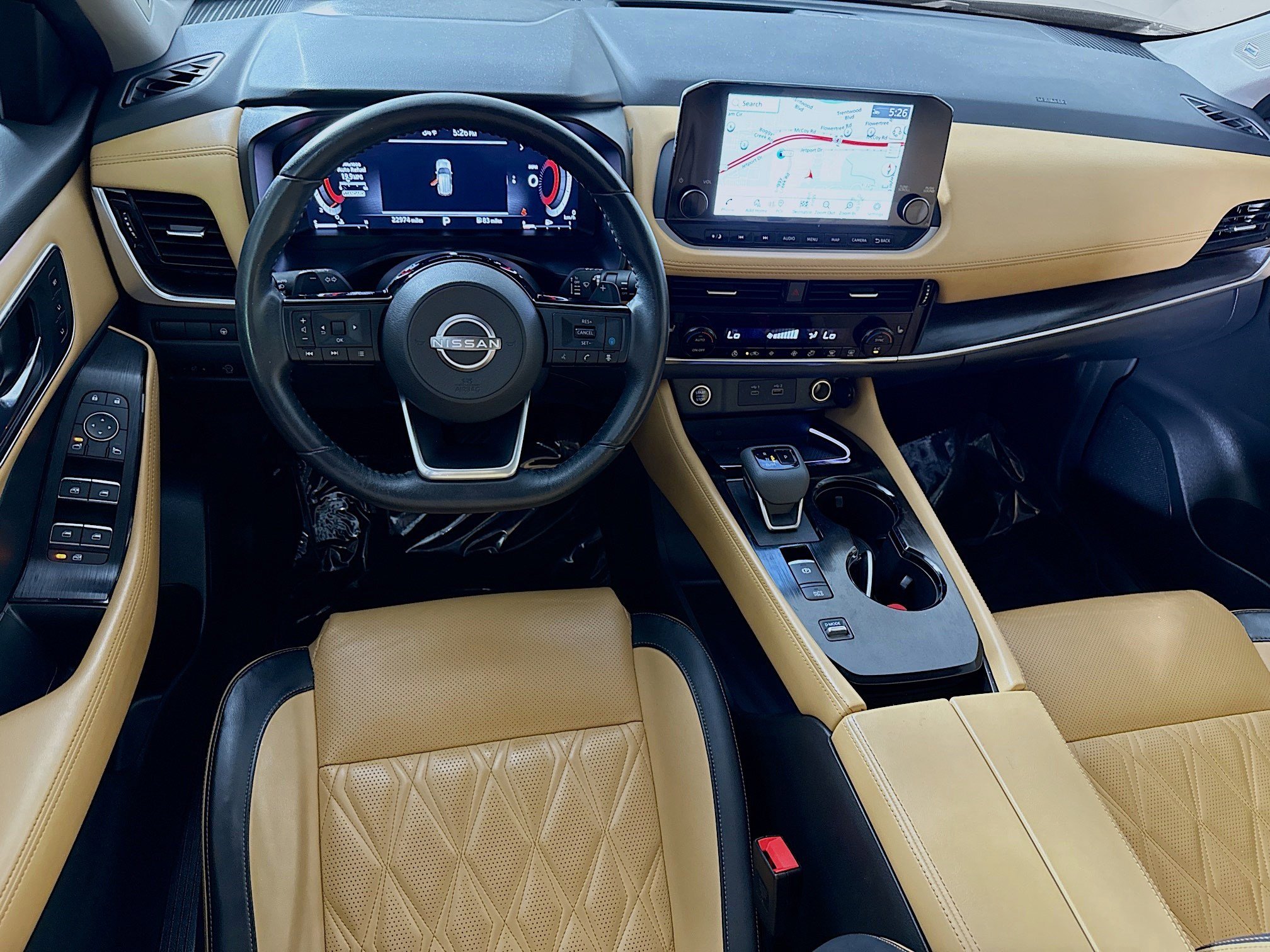 Used 2023 Nissan Rogue Platinum FWD image 17