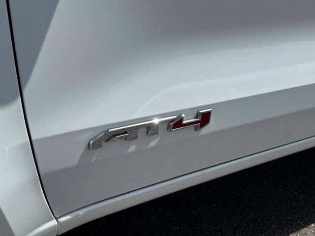 Certified 2025 GMC Canyon AT4 AWD/4WD image 12