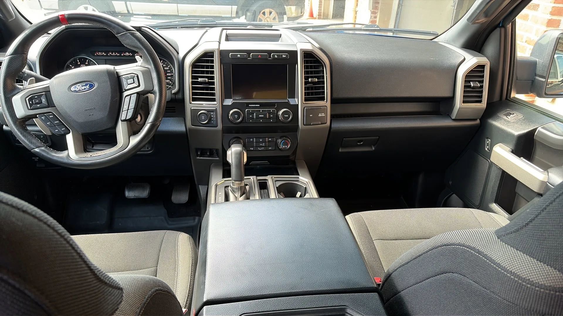 Used 2020 Ford F150 Raptor image 45