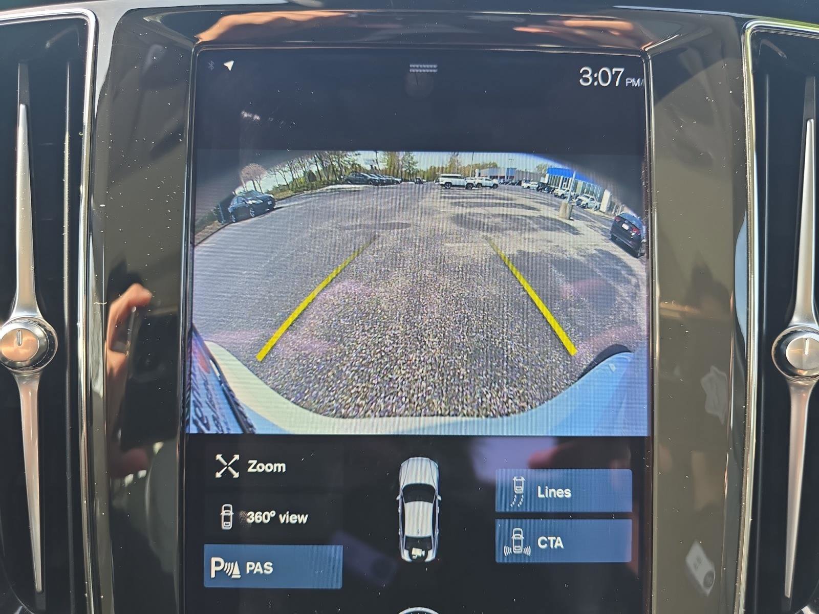 Used 2022 Volvo S60 B5 Momentum w/ Advanced Package image 17