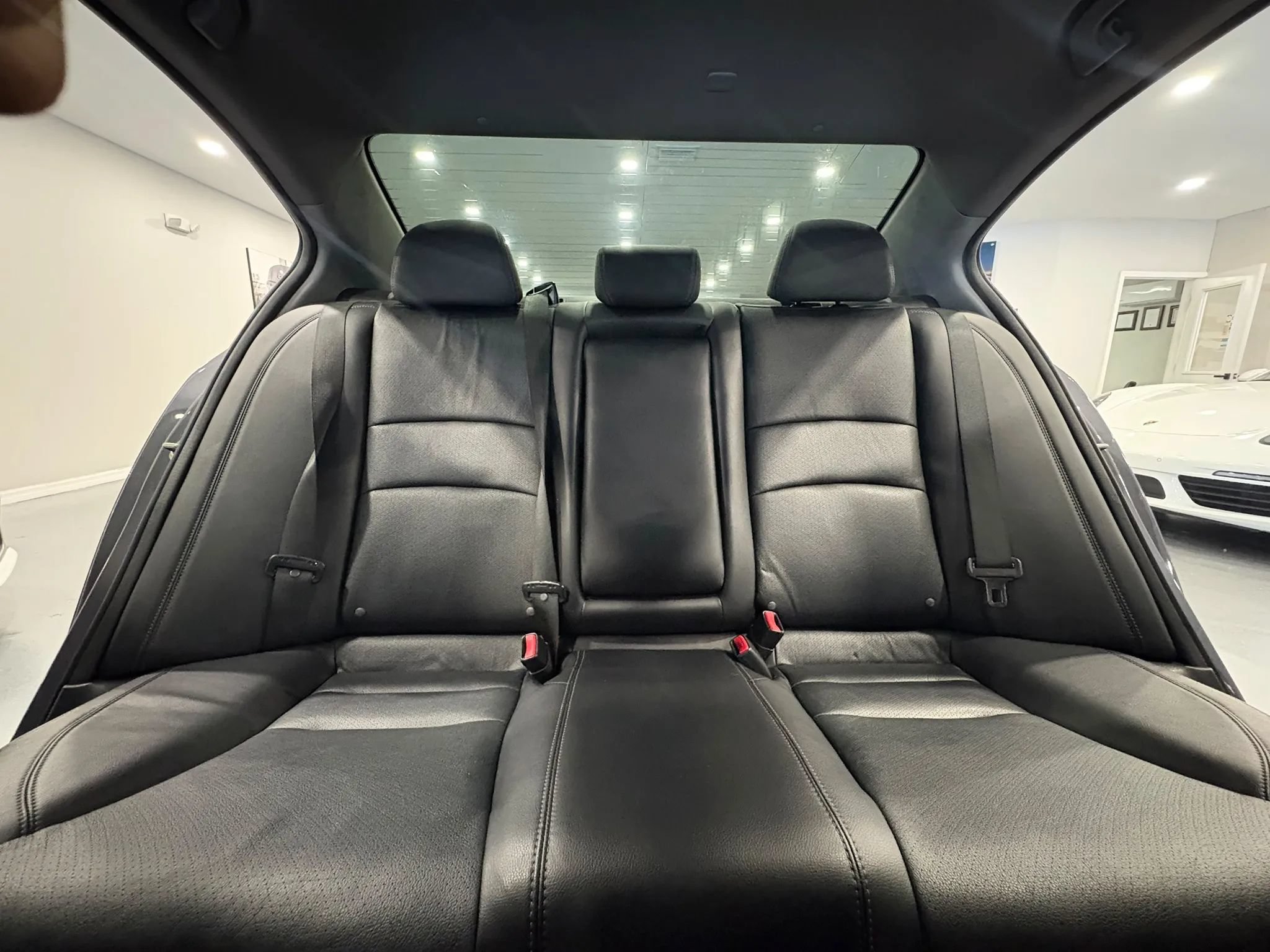 Used 2016 Honda Accord EX-L image 18