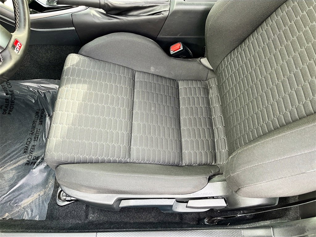 Used 2023 Toyota GR86 image 19