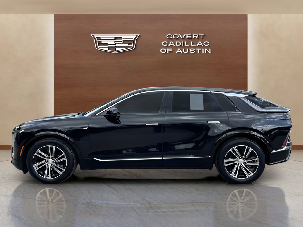 Certified 2024 Cadillac Lyriq Luxury AWD/4WD image 4
