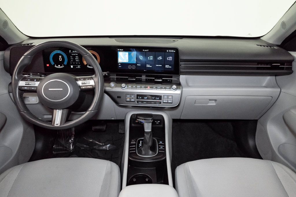 Used 2025 Hyundai Kona SEL FWD image 22