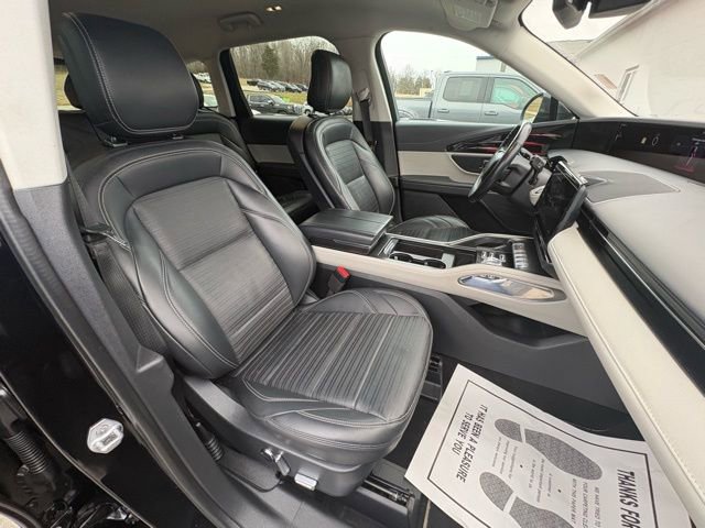 Used 2024 Lincoln Nautilus Reserve image 31