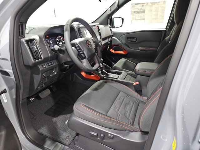 New 2026 Nissan Frontier PRO-4X w/ Pro-4x Convenience Package image 10