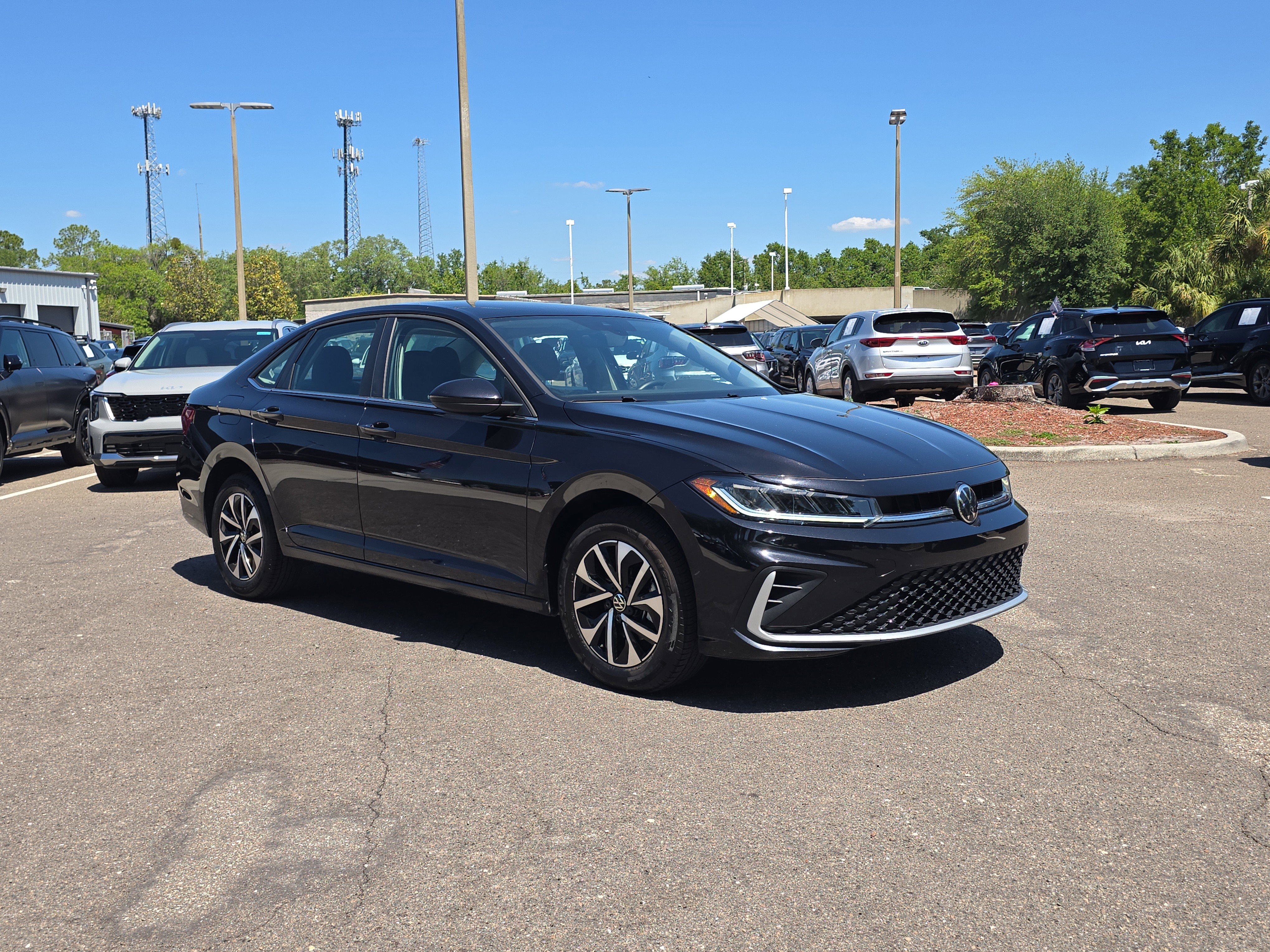 Used 2025 Volkswagen Jetta S image 2