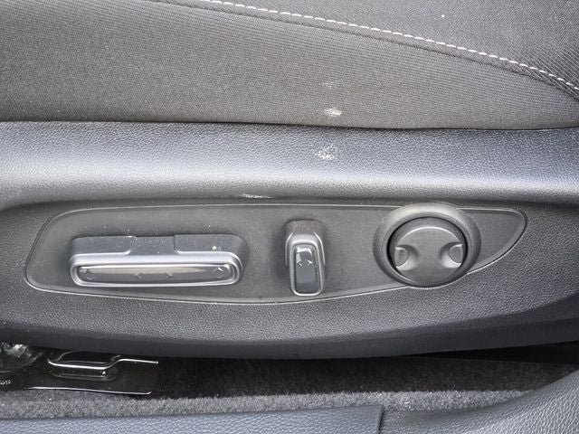 Used 2025 Honda Accord SE image 11
